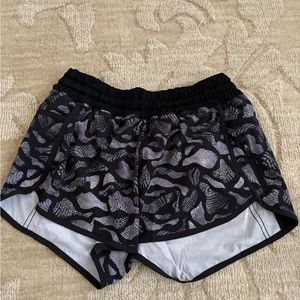 Lululemon 4inch athletic shorts